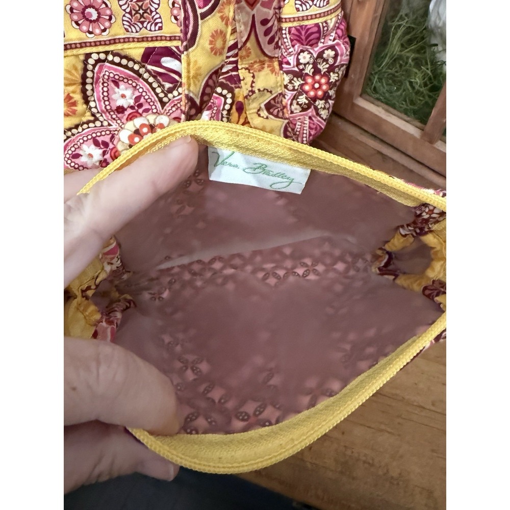 Retired Vera Bradley On The Go Shoulder Bag In Bali Gold Pattern With Wallet - Picture 6 of 10